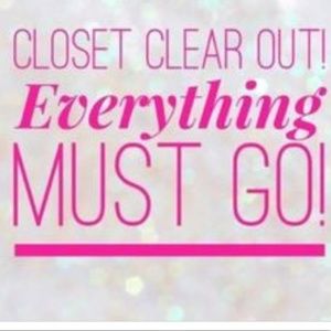 SEND ALL REASONABLE OFFERS♥︎